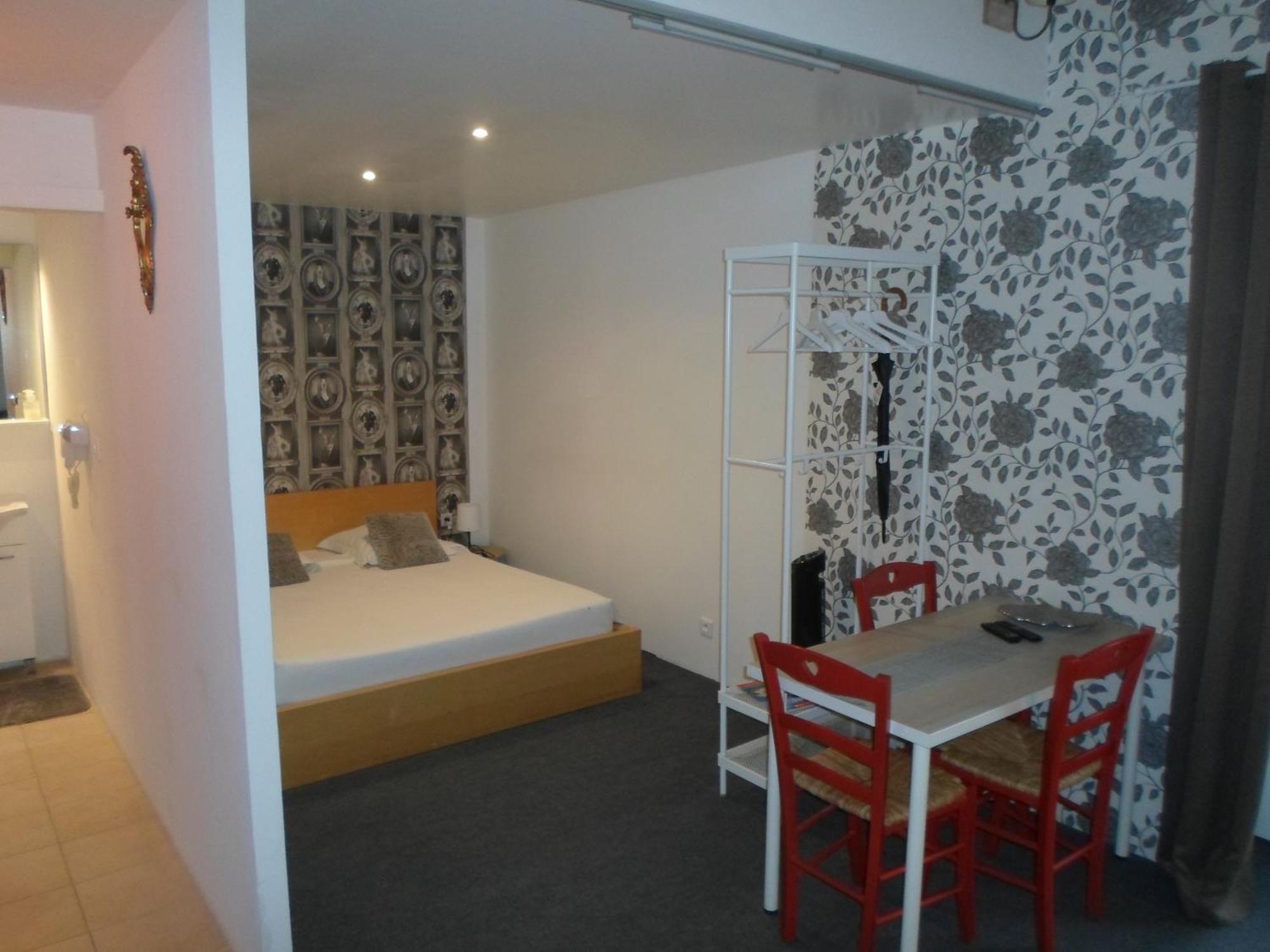 Aucey-la-Plaine Les Colombes De La Baie Du Mont Saint-Michel Bed & Breakfast エクステリア 写真