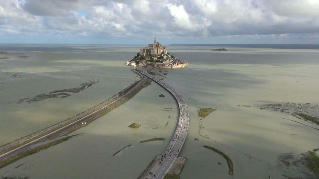 Aucey-la-Plaine Les Colombes De La Baie Du Mont Saint-Michel Bed & Breakfast エクステリア 写真